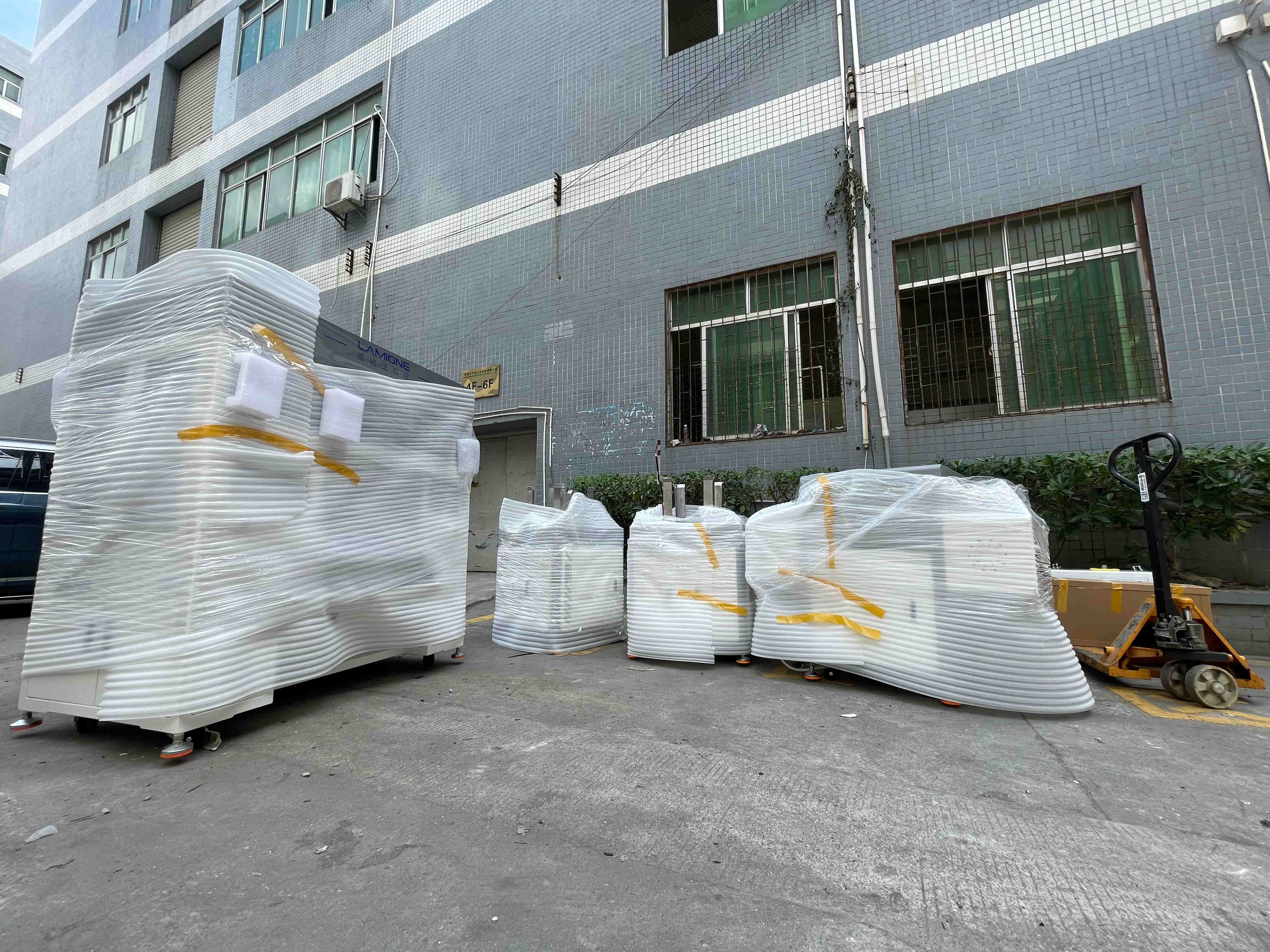 鐳銘洋設(shè)備啟程深圳，精湛工藝與卓越品質(zhì)贏得市場青睞